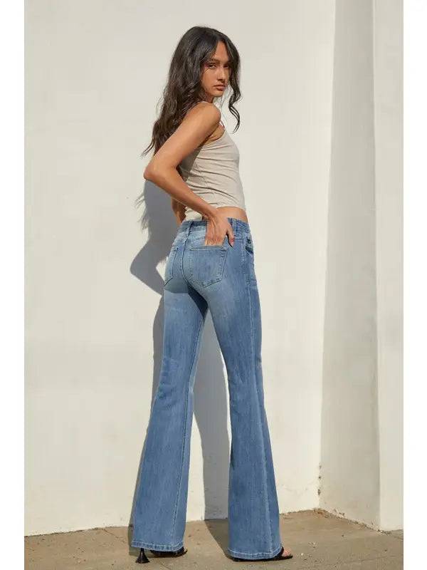 Mid-Rise Flare Jeans- Light Wash - Unladylique